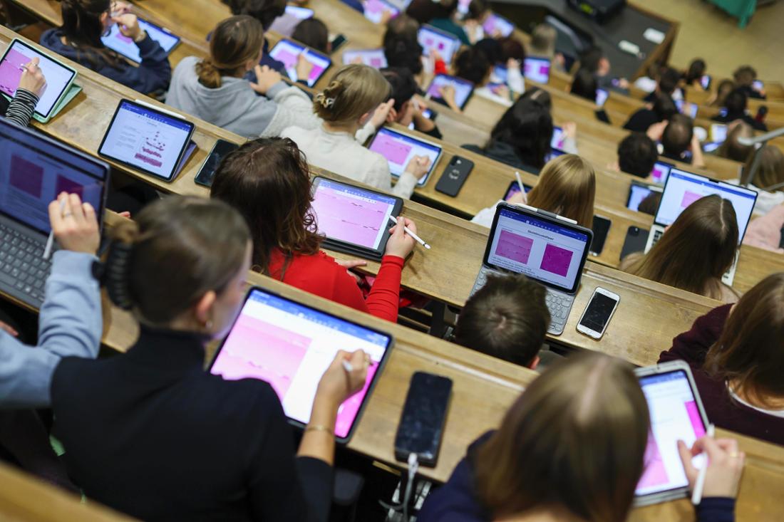 „So spät“: Forscherin warnt vor altem Modell an deutschen Universitäten