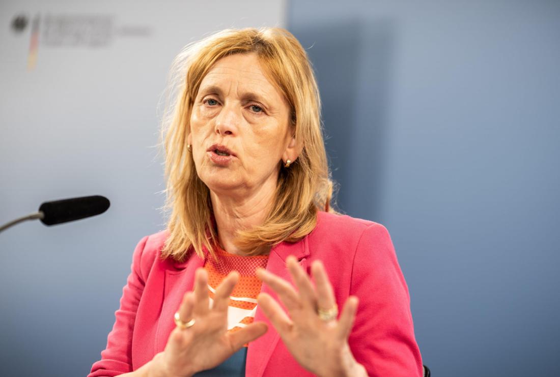 Diskussion um Social-Media-Verbot für Kinder: Kommission legt Empfehlungen vor