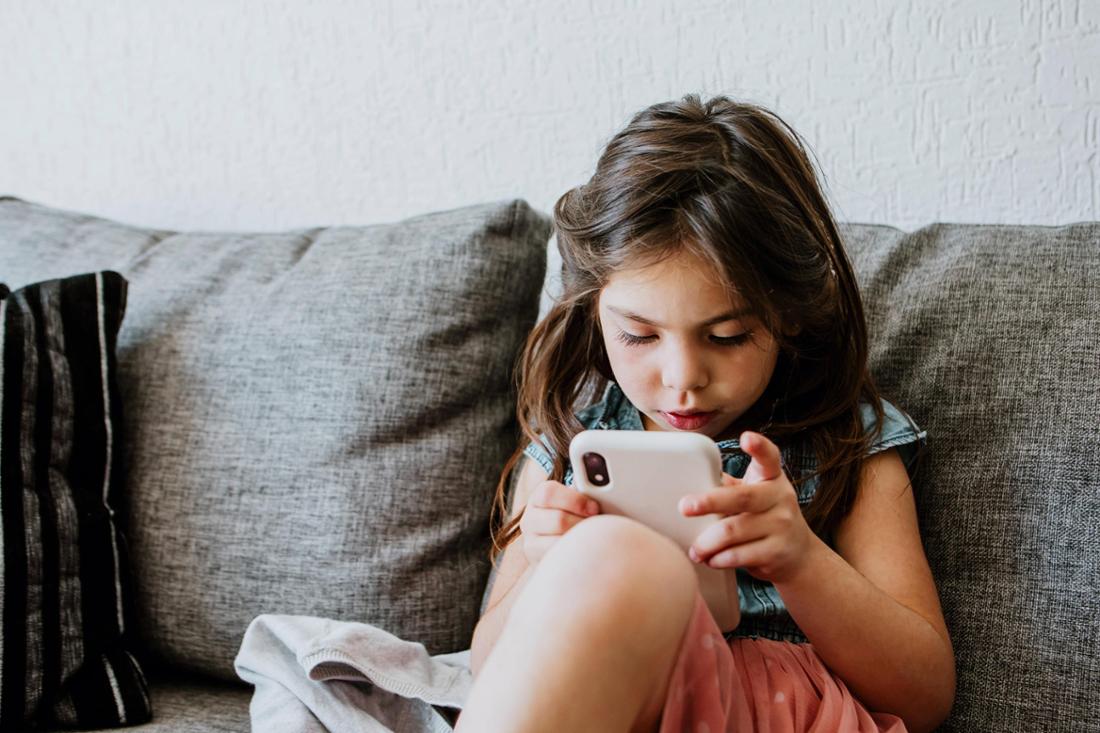 Prien stellt Plan für Social-Media-Verbot vor: Eine Gruppe von Kindern trifft es besonders hart