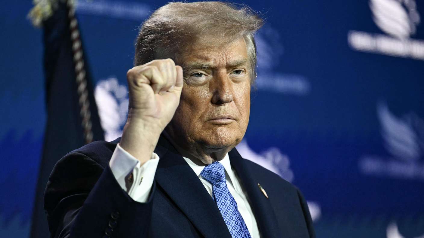Panik vor Zwischenwahlen in den USA? Trump ruft Sonder-Parteitag aus
