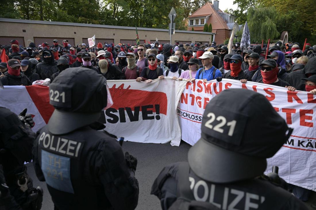 AfD-Parteitag in Erfurt: Chrupalla will radikale Änderung beim Verfassungsschutz erzwingen