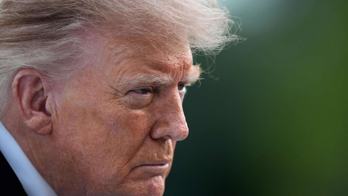 Per Dekret zur Super-Intelligenz: Steckt hinter Trumps Umbenennung Profitgier?
