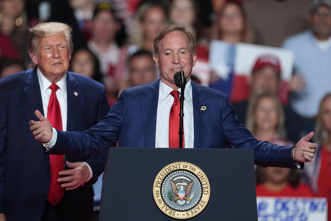 Verängstigter Donald Trump schlägt vor den Midterms Alarm