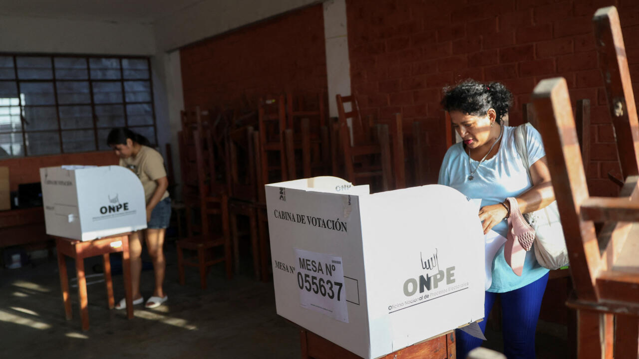 Peru's presidential election delayed as voting chaos forces extension
