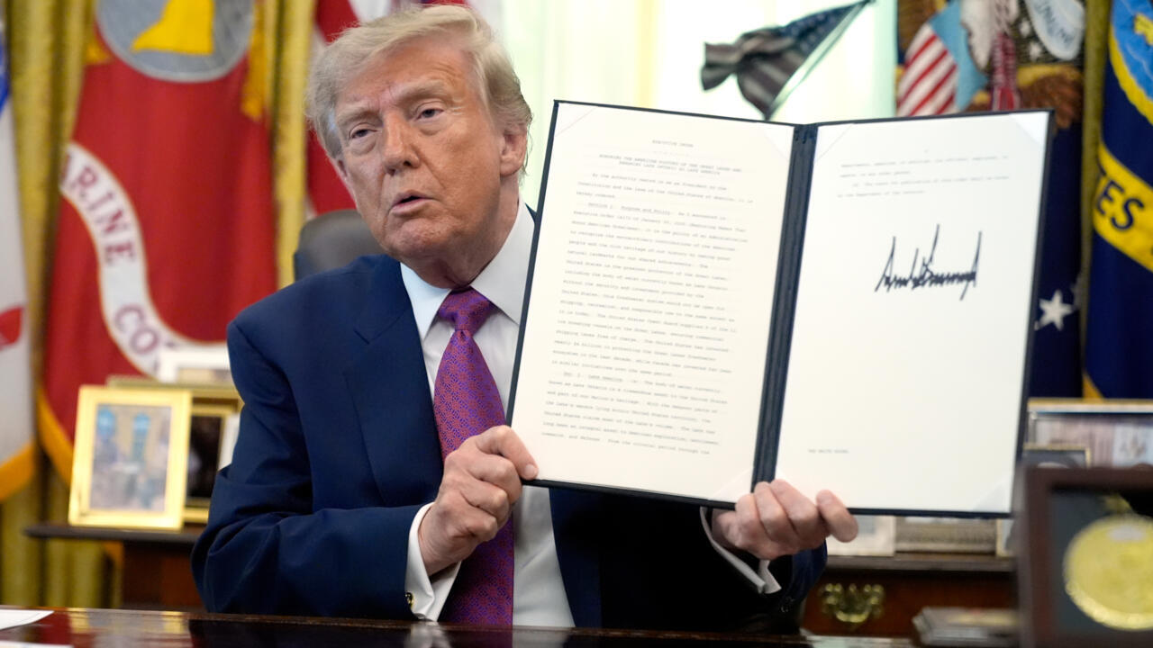 Trump signs order to rename Lake Ontario to 'Lake America' as Carney pushes back