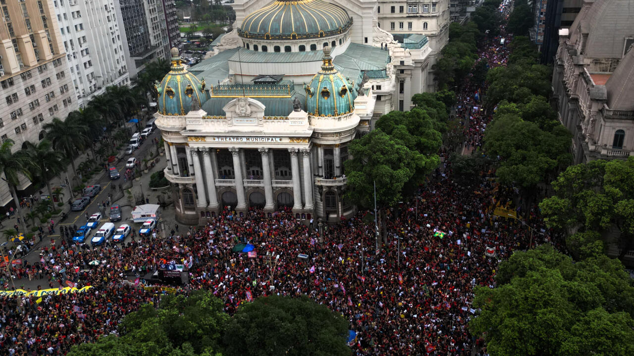 Thousands protest Flavio Bolsonaro, fearing far-right return in Brazil
