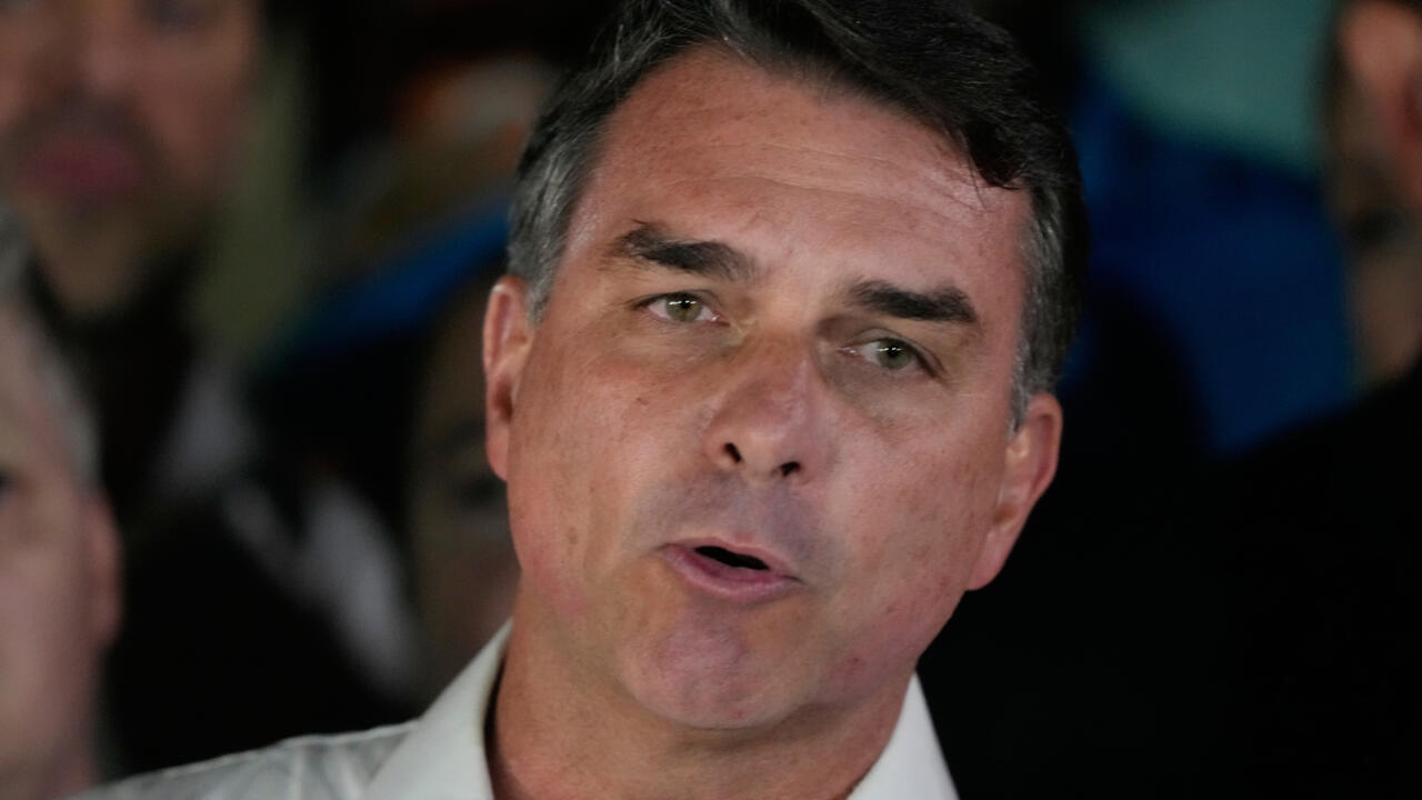 Brazil cancels Flavio Bolsonaro's passports after he fails to comply with court order