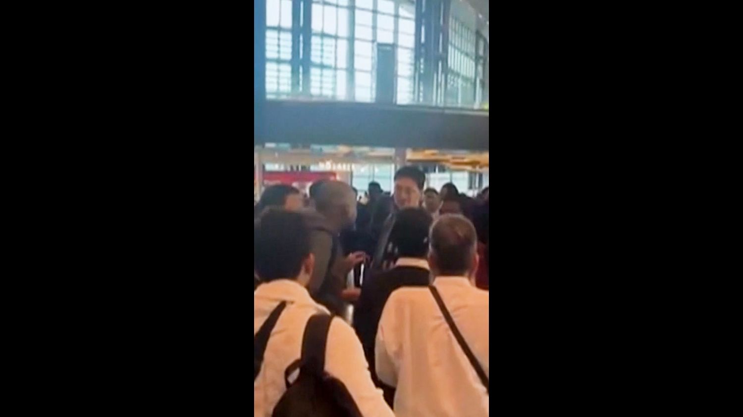 Guerre au Moyen-Orient : ces Français bloqués par les frappes