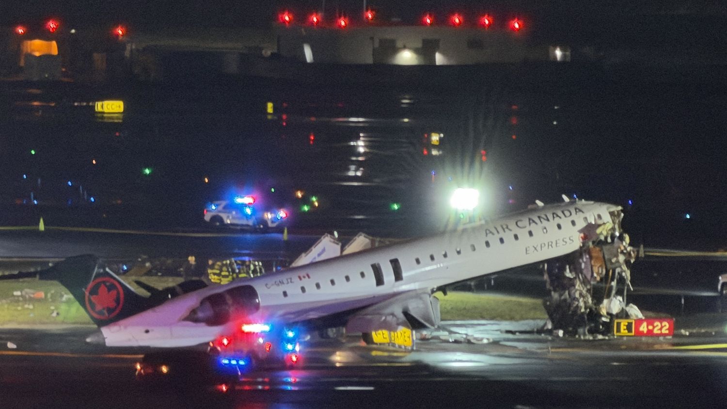Pilot and co-pilot killed in accidental collision at New York's LaGuardia Airport