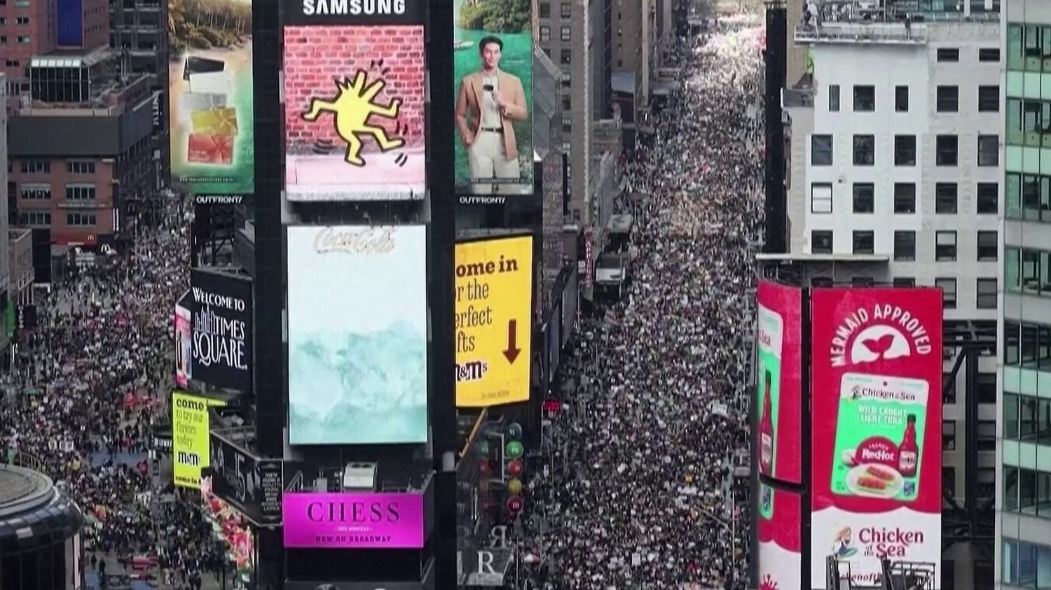 Millions of people in the streets across the United States to protest Donald Trump