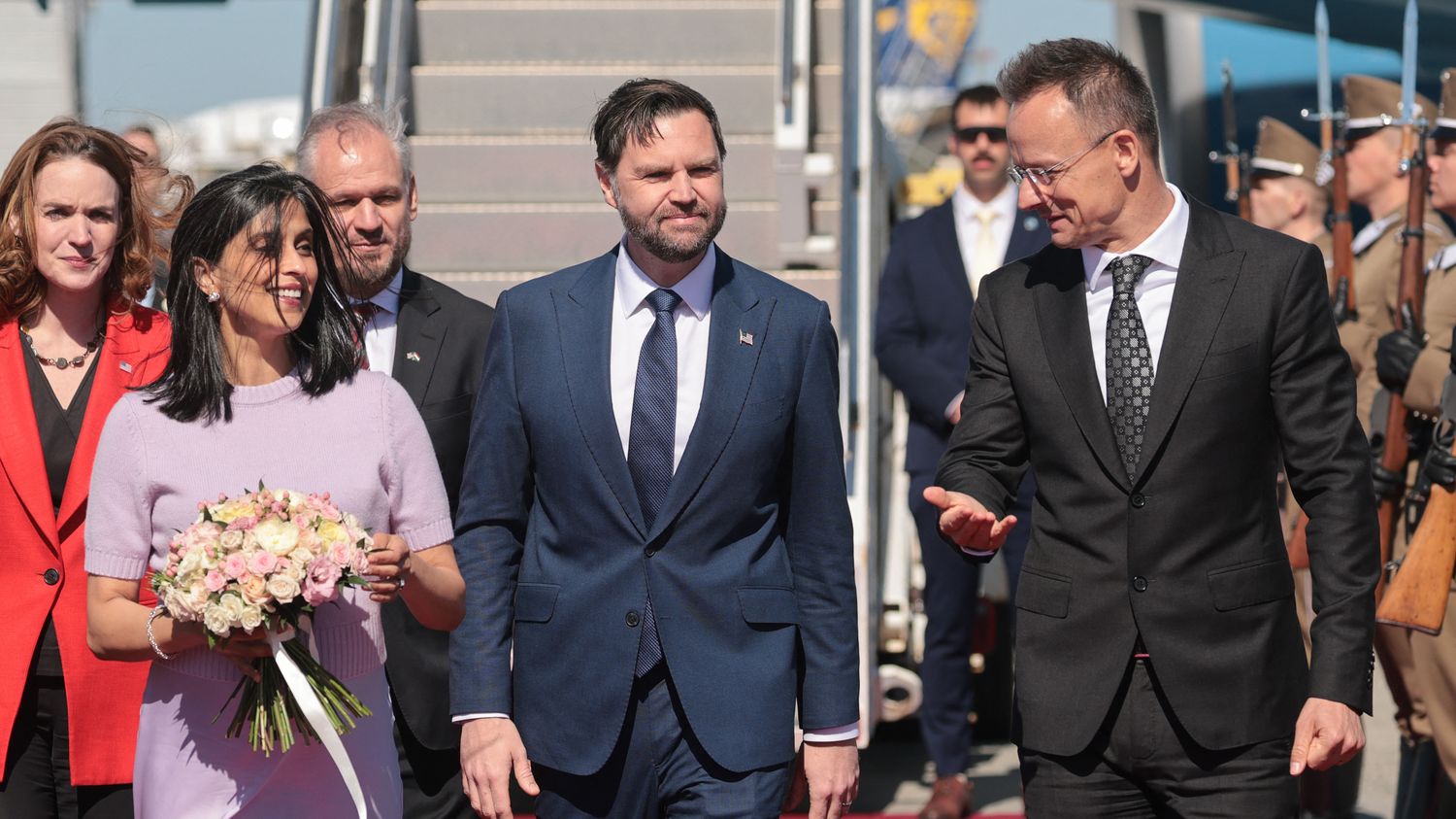 J.D. Vance en Hongrie pour soutenir Viktor Orban avant les élections