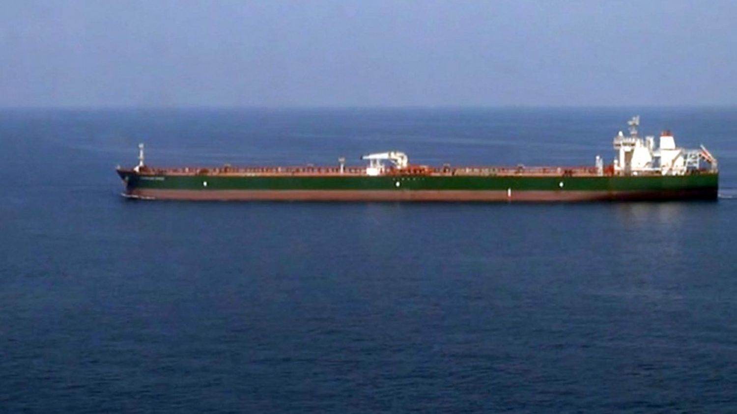 Trois pétroliers iraniens ont franchi Ormuz, premiers depuis le blocus américain