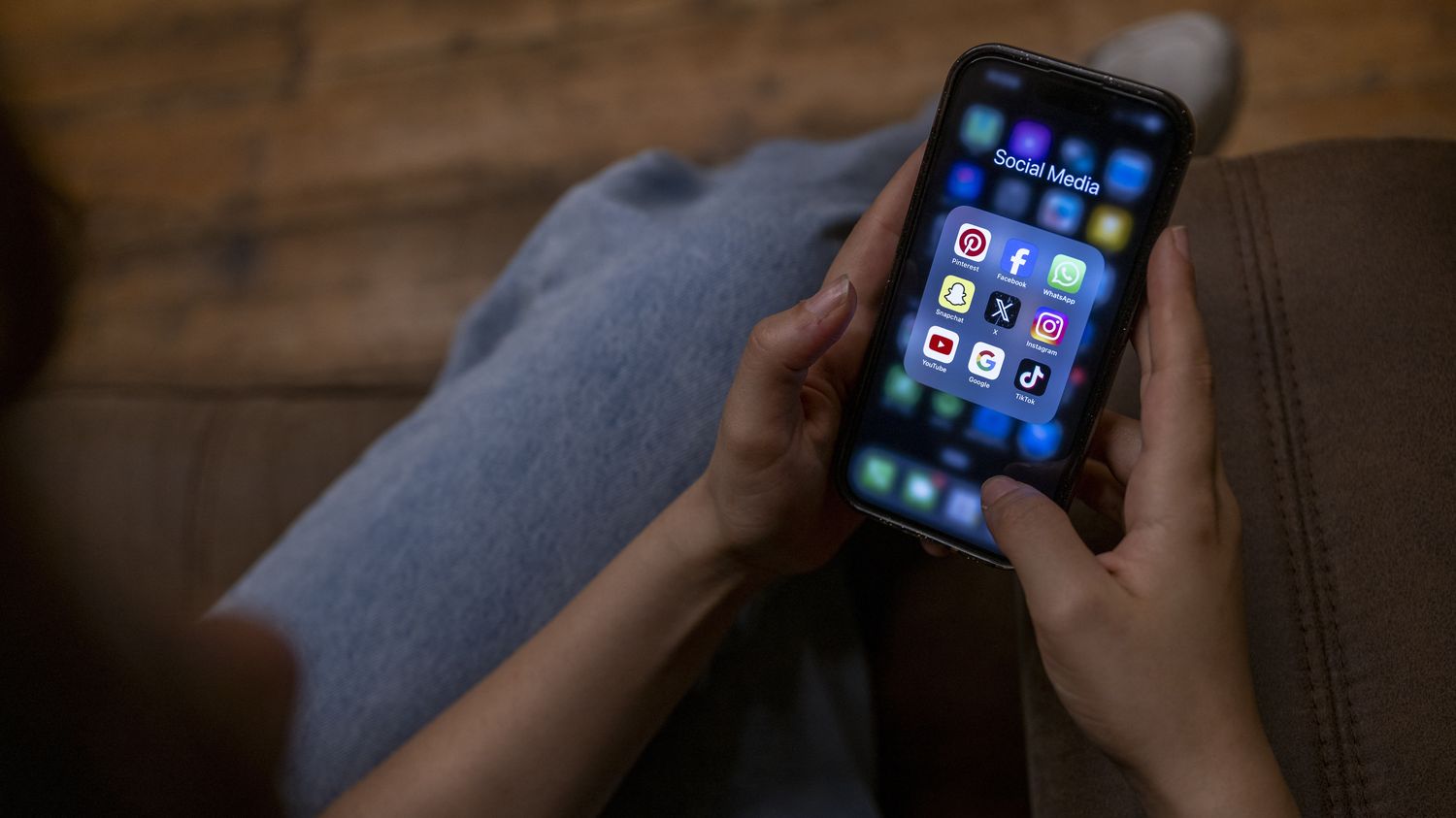 Turkey adopted a law to ban social media for under-15s