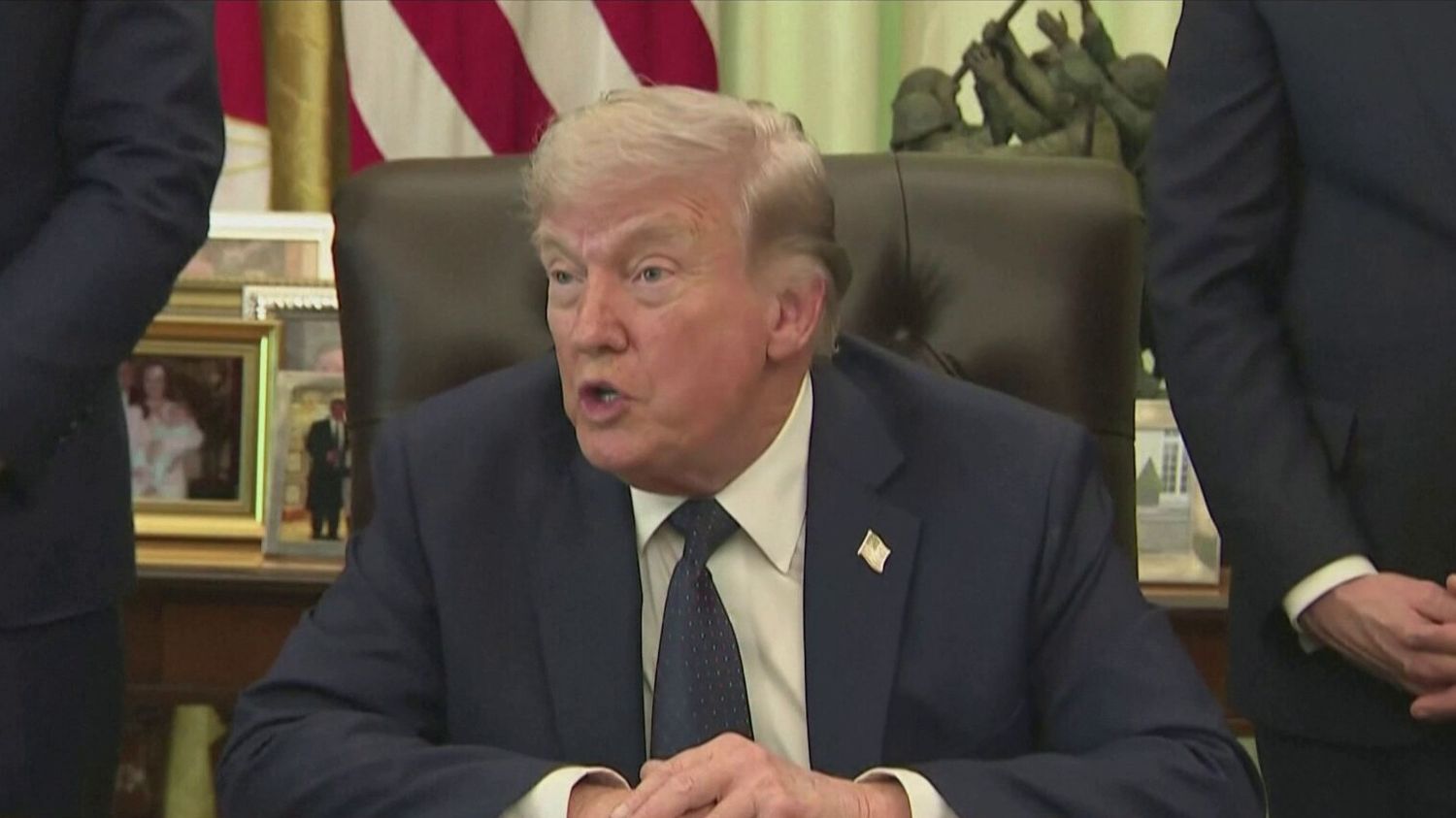 Guerre au Moyen-Orient : malgré la trêve, les États-Unis maintiennent la pression sur l'Iran