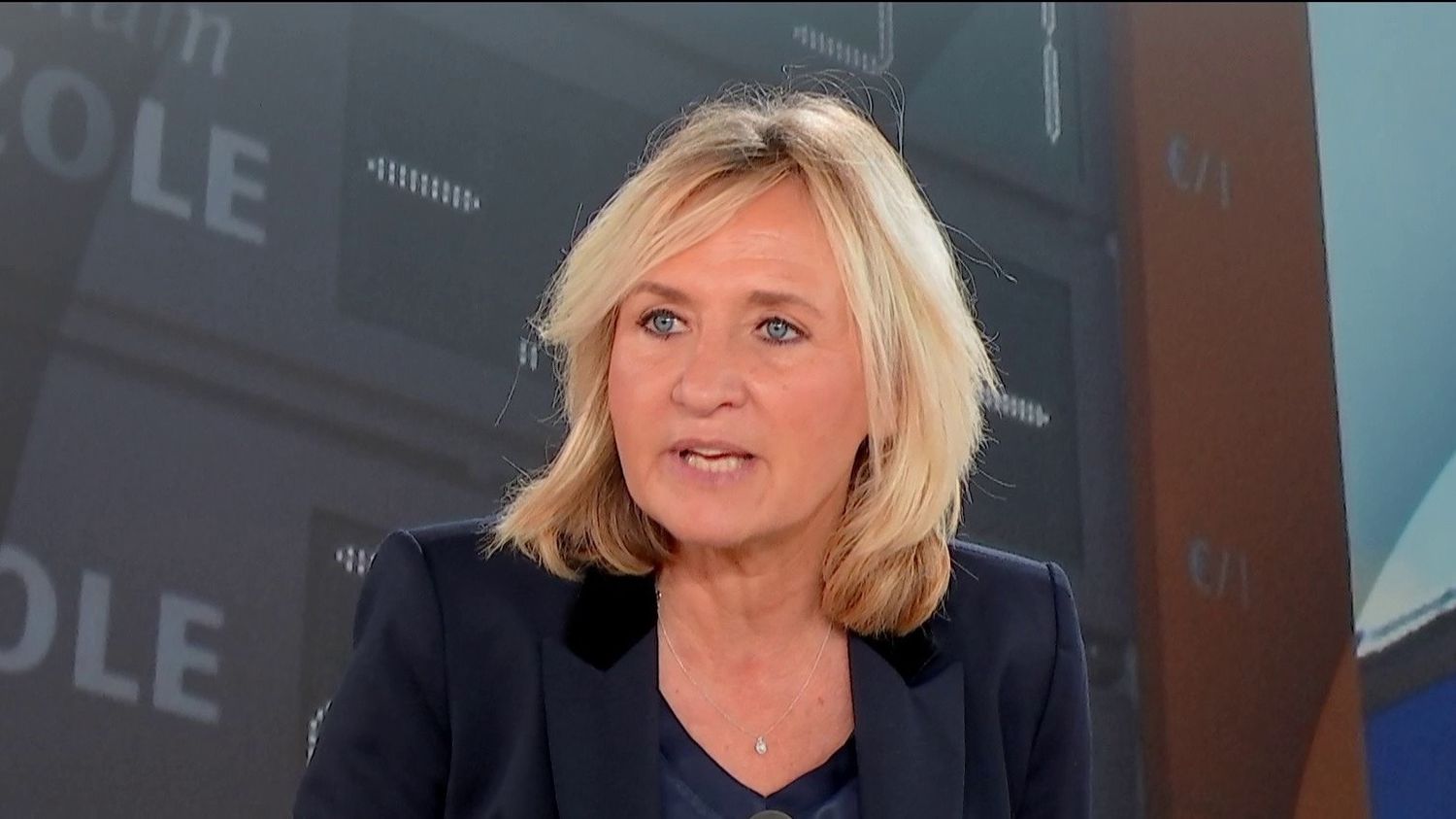 Aides carburant: l'économiste Stéphanie Villers pointe le retard du gouvernement