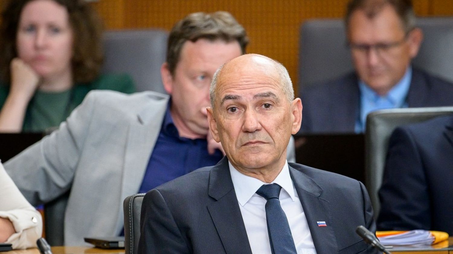 Le nationaliste Janez Jansa de retour au pouvoir en Slovénie Le chef de la droite nationaliste slovène, Janez Jansa, a été élu Premier ministre vendredi. Proche de l'ex-Premier