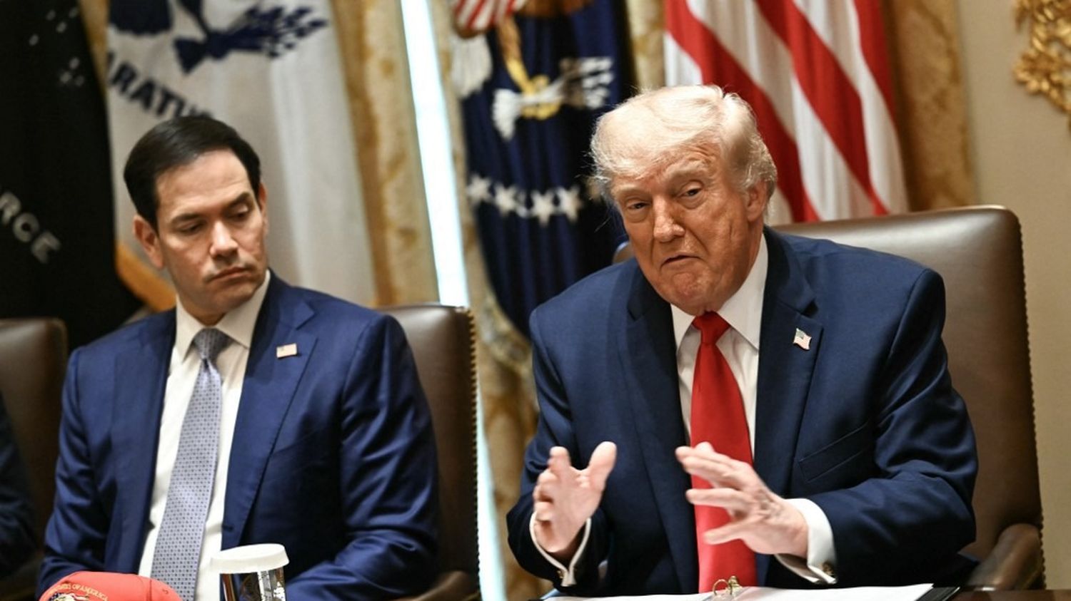 Quand Donald Trump menace de "pulvériser" Oman, pays allié des États-Unis Les déclarations du président américain à propos du sultanat ont créé une certaine confusion, d'autant