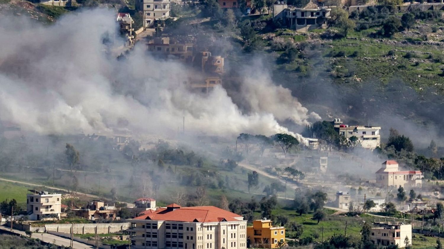 REPORTAGE. "Tout le monde est en danger" : en dépit des nombreux cessez-le-feu annoncés, l'escalade se poursuit dans le sud du Liban