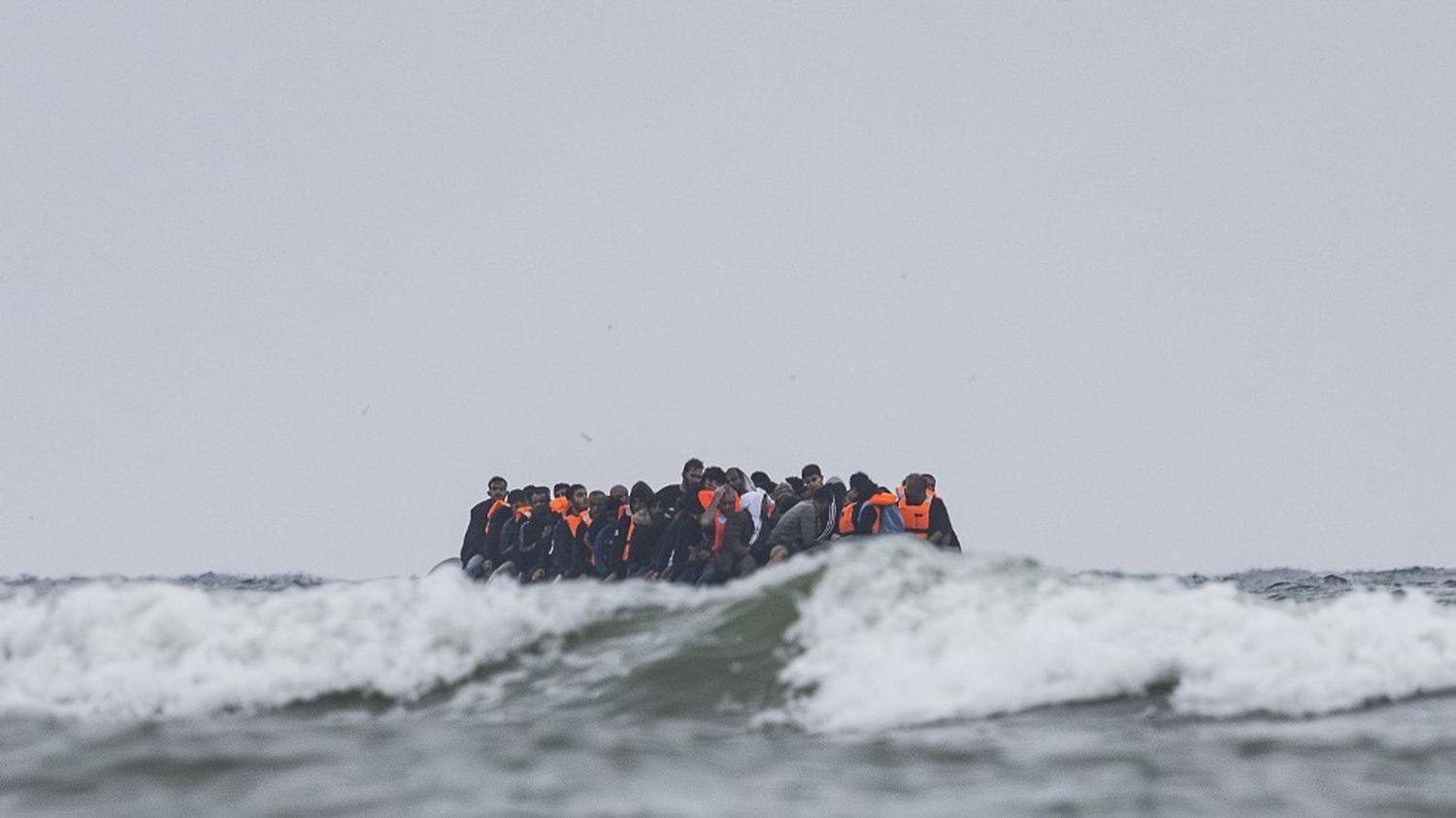 Un réseau de passeurs de migrants à Dunkerque condamné pour avoir organisé des traversées de la Manche, dont deux mortelles Trois hommes étaient jugés pour homicide involontaire,