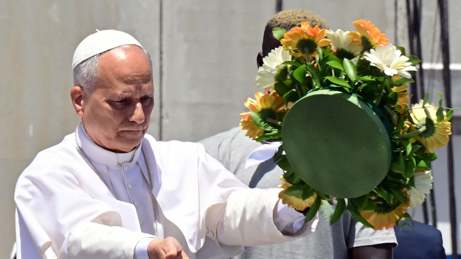 En visite aux Canaries, le pape dénonce "l'indifférence de nombreux individus" face au sort des migrants "engloutis par l'exploitation ou l'oubli"