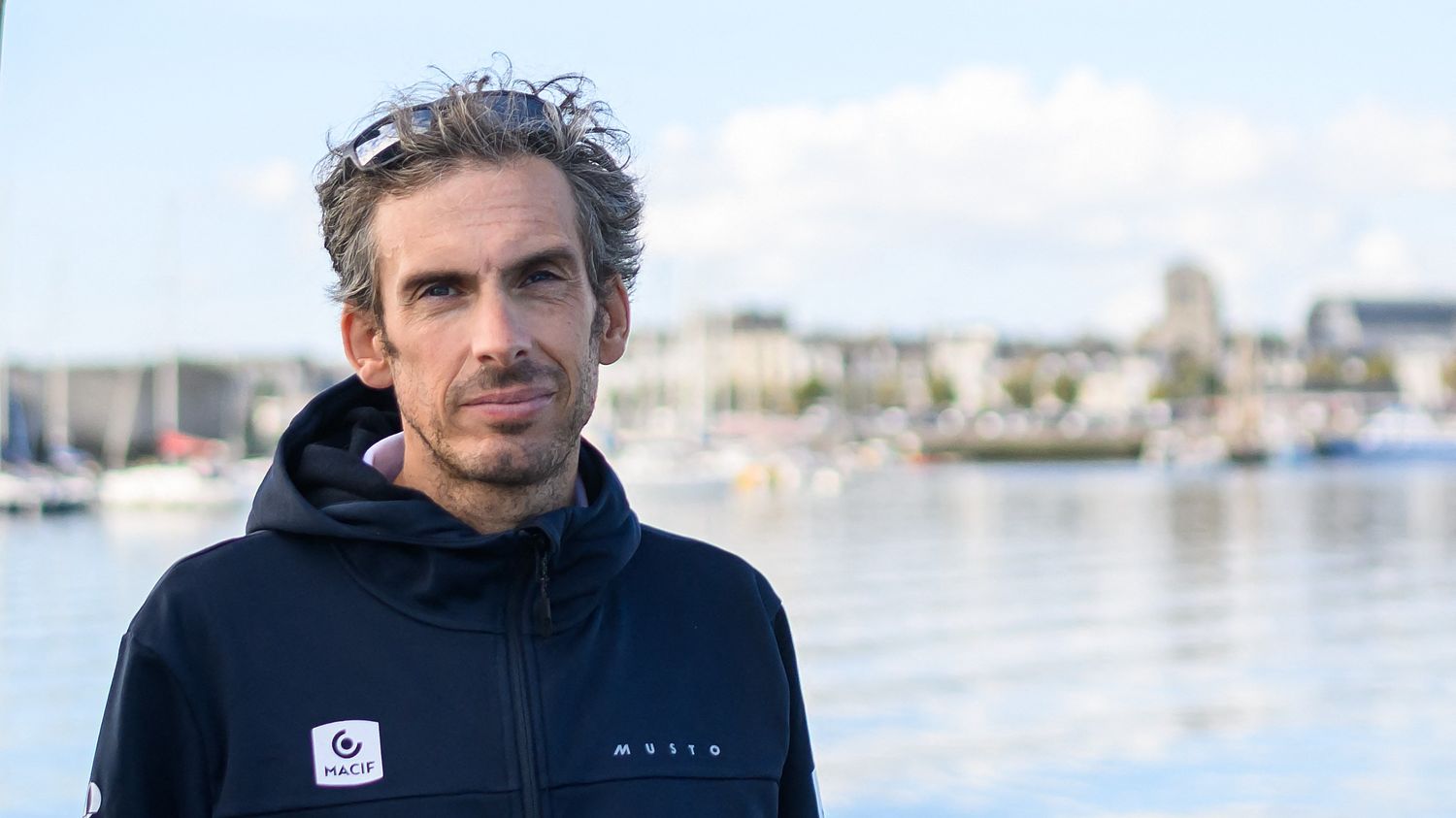 Le navigateur Charlie Dalin, vainqueur du dernier Vendée Globe, est mort à l'âge de 42 ans