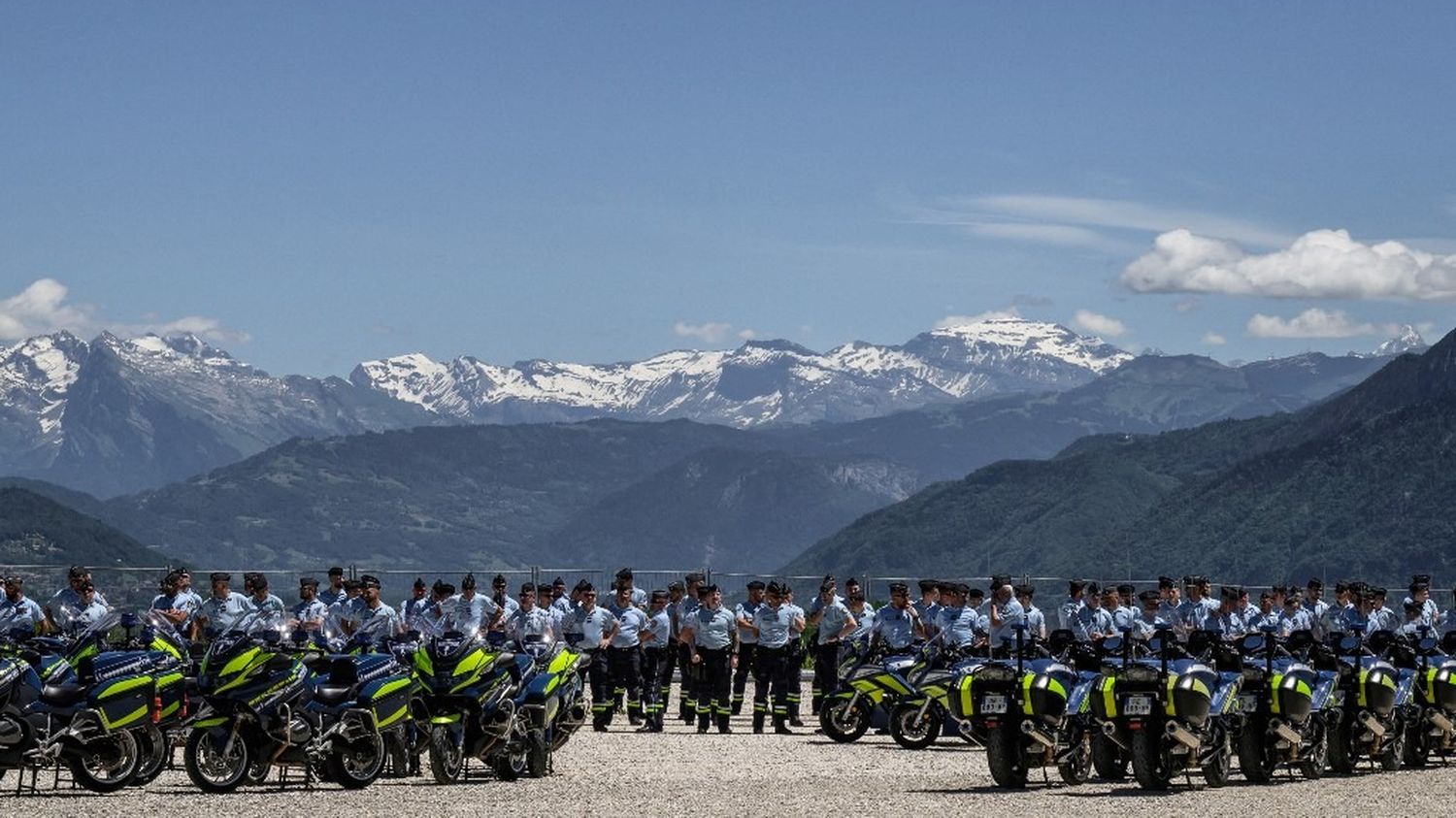 Un gendarme est mort et deux autres ont été blessés dans un accident de la route en Haute-Savoie, dans le cadre de la sécurisation du G7