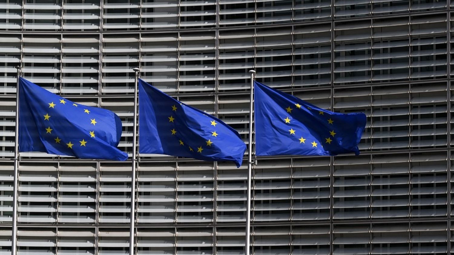 Le Parlement européen adopte une réforme de l'immigration qui autorise la création de "hubs de retour" hors des frontières de l'UE