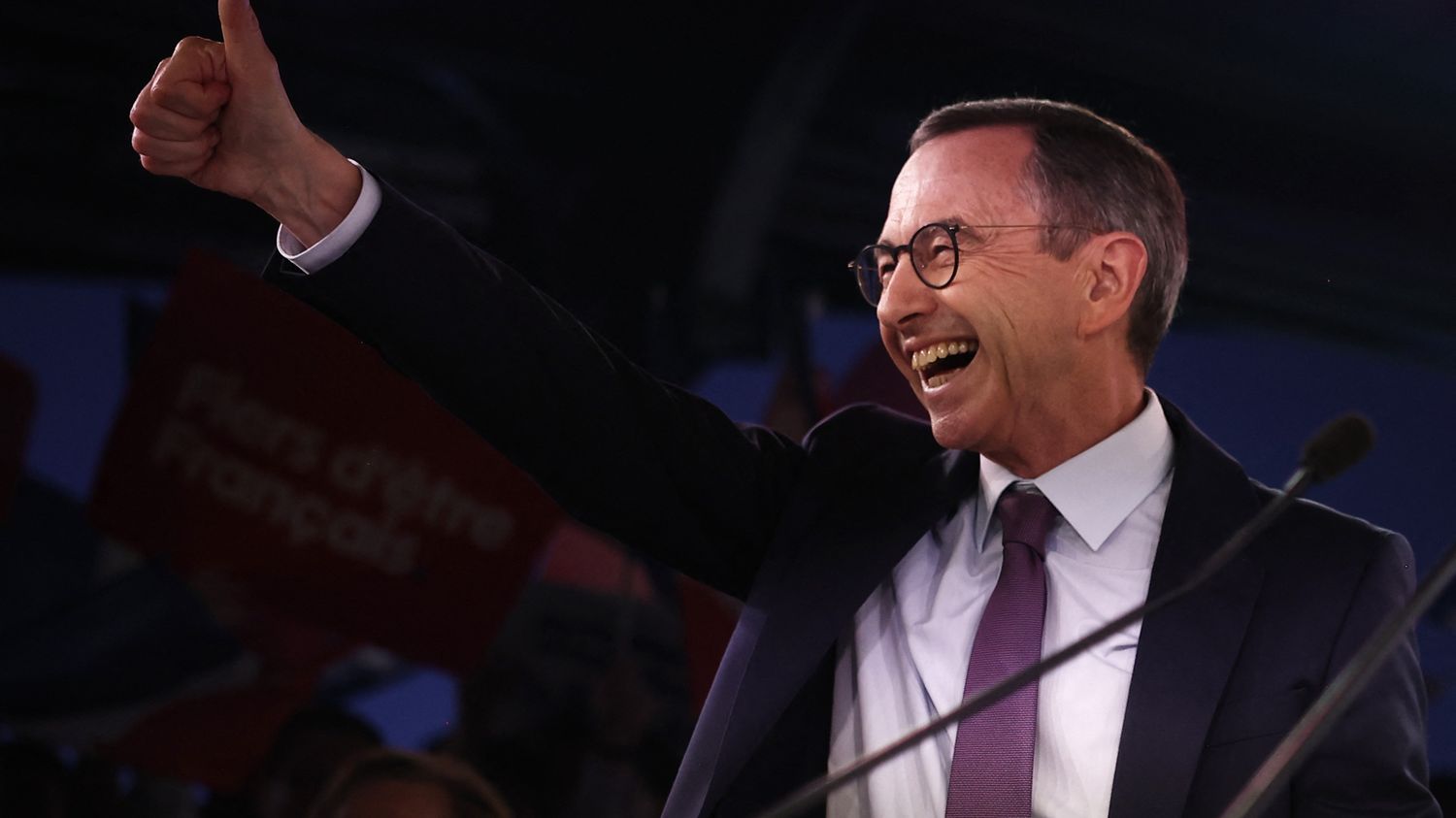 REPORTAGE. "Je vous propose de remettre la France à l'endroit" : Bruno Retailleau lance sa campagne présidentielle lors d'un premier meeting avec un programme ancré à droite