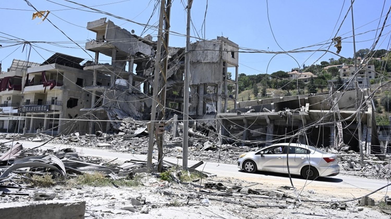 Guerre au Liban : le Hezbollah dénonce une "violation flagrante" du cessez-le-feu après des tirs israéliens dans le sud du pays