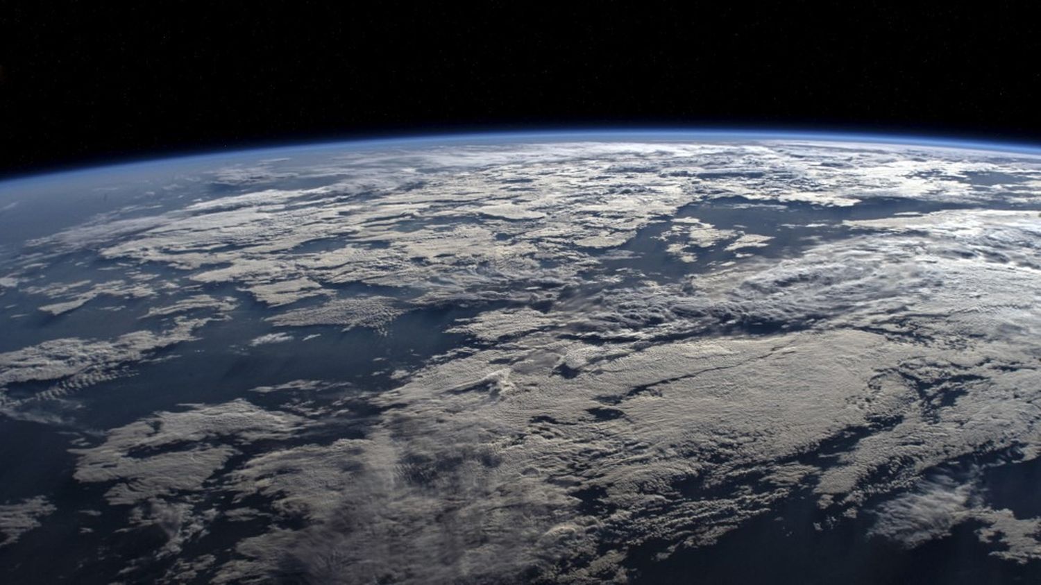 Un gros astéroïde va passer samedi à proximité de la Terre, sans risque de collision