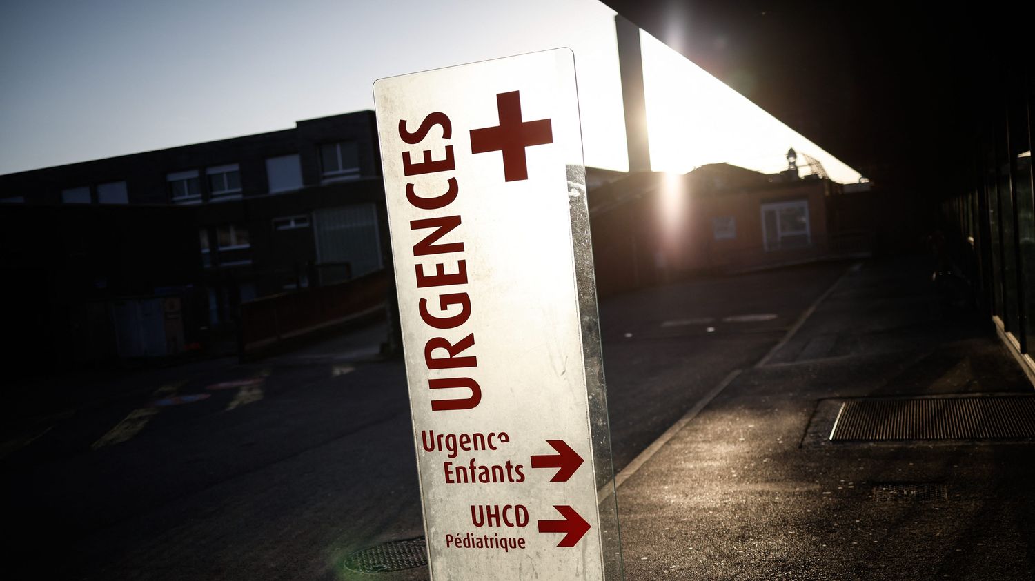 Canicule : il y a "un afflux de personnes toujours très important", constate le chef des urgences d'un hôpital d'Île-de-France