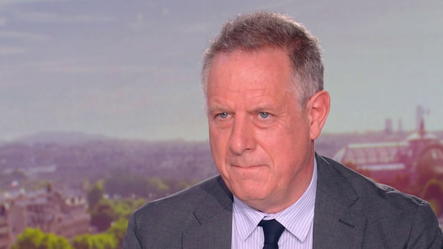 Bilan de la canicule : "Je m'attends à ce que le nombre de morts soit important", prévient Nicolas Revel, directeur de l'AP-HP