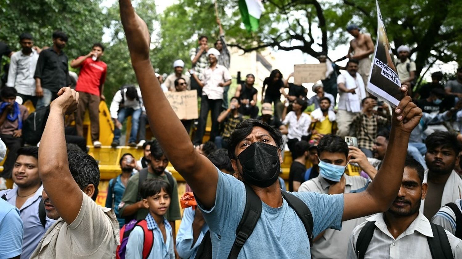 Le Premier ministre indien Narendra Modi promet de punir "sévèrement" les responsables des fraudes aux examens à l'origine de la colère étudiante