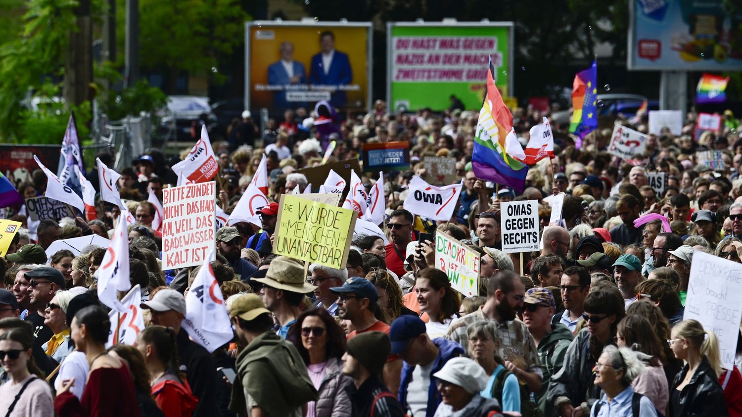 En Allemagne, des milliers de manifestants pour "la démocratie" à la veille d'un scrutin régional où l'extrême droite est favorite