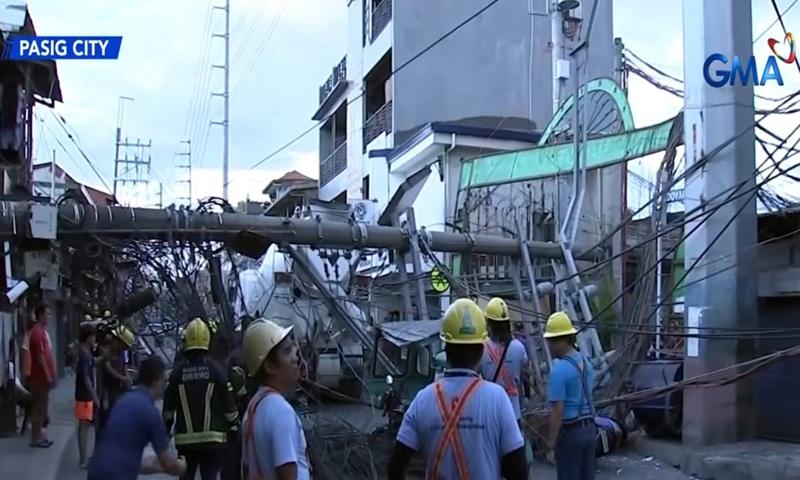 2,800 Meralco customers experience outage due to fallen utility pole in Pasig City