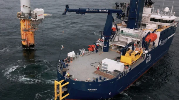 Induktiver Ladeadapter lädt Elektro-Schiffe unter schweren maritimen BedingungenAuf rauer See ist das Aufladen von Offshore-Elektrobooten schwierig. Ein wartungsarmer, induktiver
