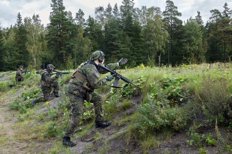 Nato|Reserviläisten Nato-asema ratkeamassa: Ketään ei pakoteta ulkomaisiin sotiin