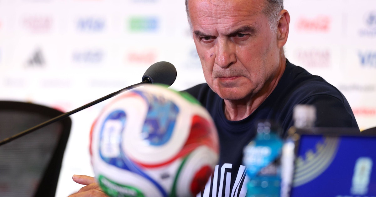 Schon jetzt Kult - "Kein Model!" Trainer wegen WM-Foto genervt