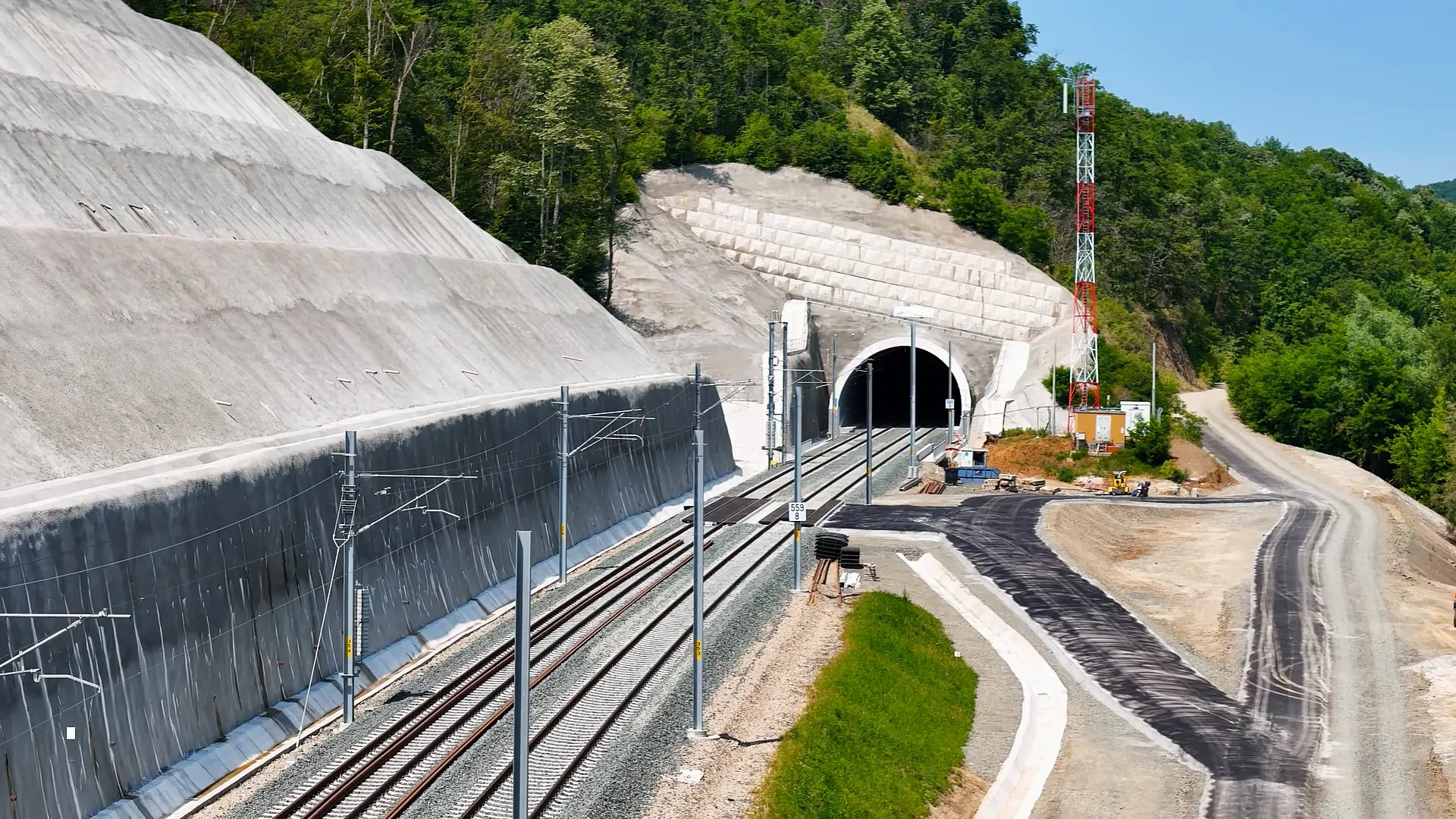 Cel mai lung tunel din România va fi construit în zona Predeal: „Nu este un moft, ci este un obiectiv strategic”