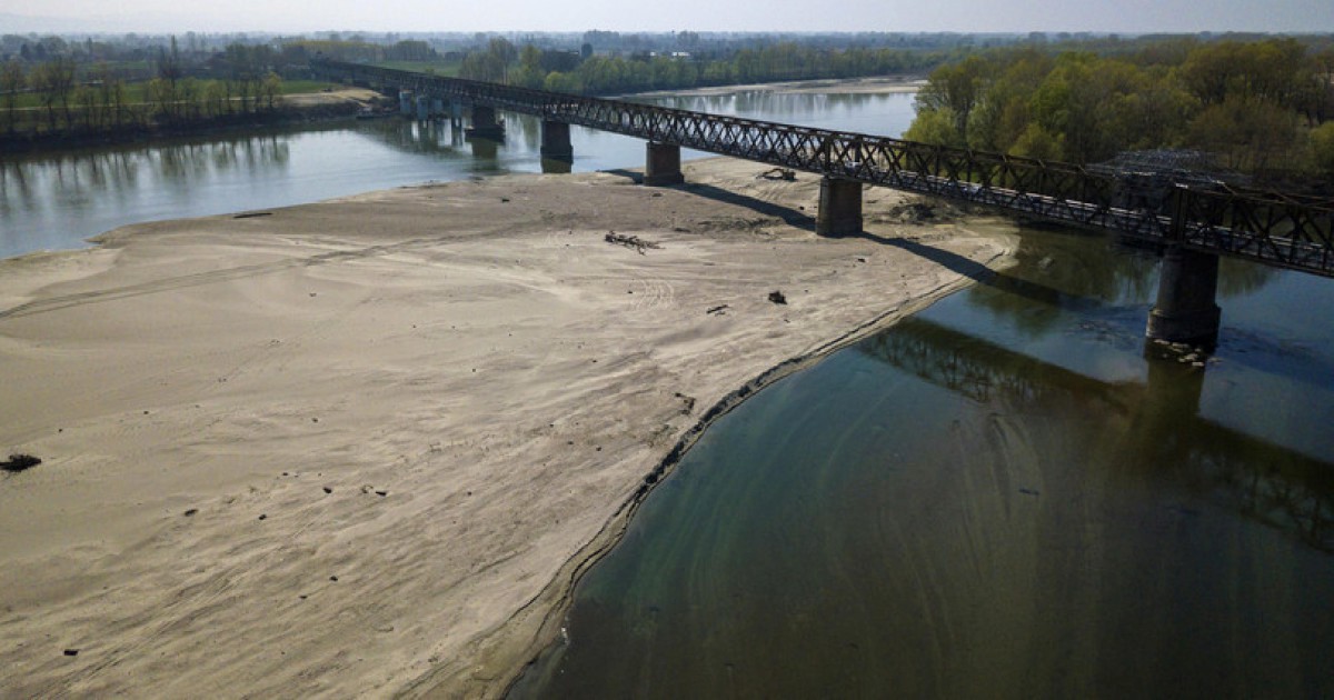 È già “guerra dell’acqua”. La siccità mette in ginocchio il Nord Italia: a rischio agricoltura e allevamenti