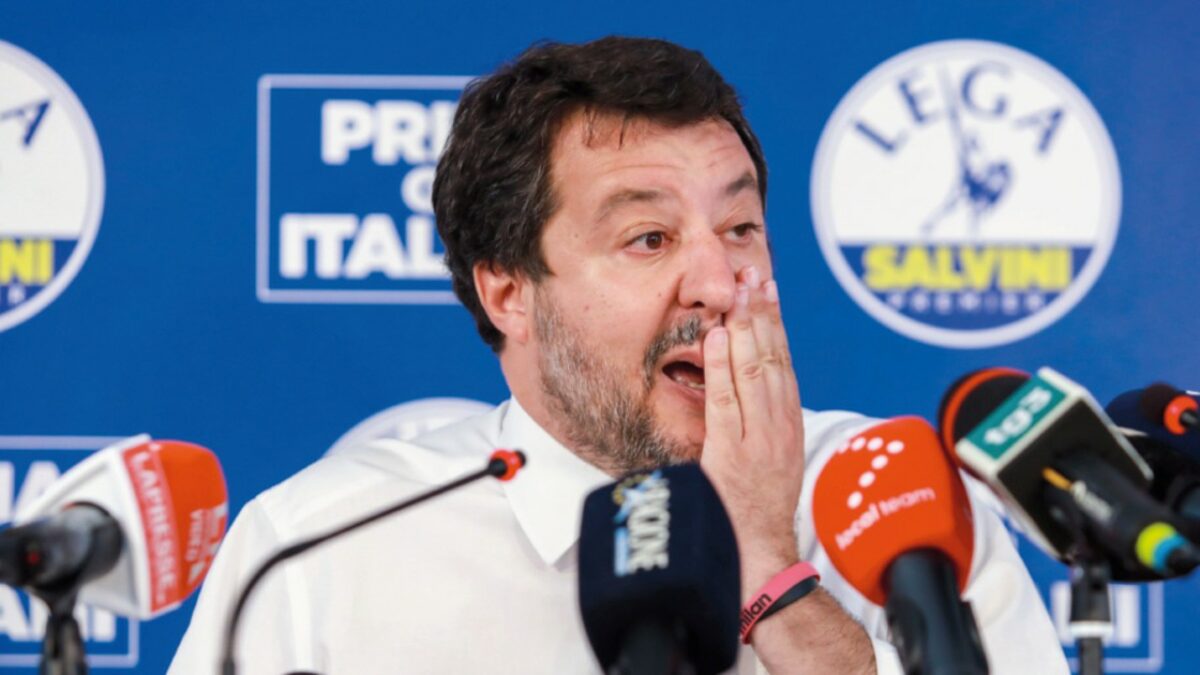 Lega, il Nord si ribella a Salvini e rivuole il partito di Bossi: “Si convochi il Congresso”. E rispuntano i 49 milioni