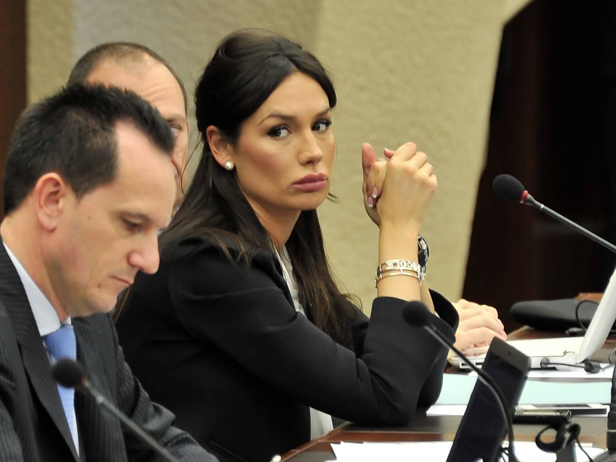 Caso Minetti, la procura conferma il parere positivo per la grazia: "Falsi gli scoop giornalistici"