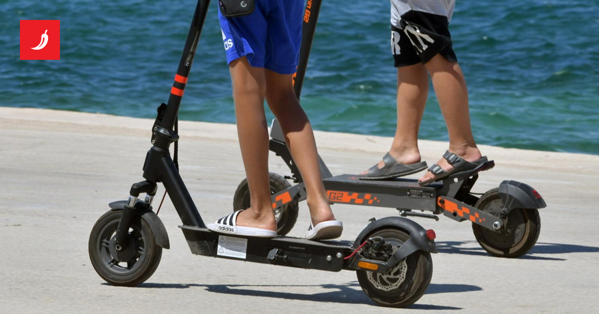 Police Seize 7 Electric Scooters in One Night in Dalmatia