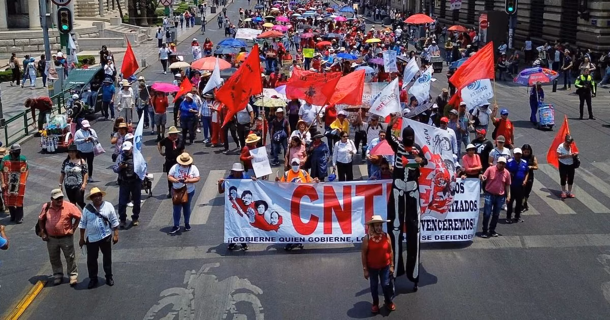 CNTE se levanta de la mesa de diálogo con Segob, SEP e ISSSTE: acusan represión del gobierno de Sheinbaum