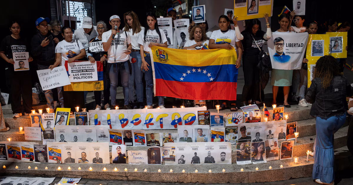 La ONG Foro Penal exigió que las autoridades informen el destino de los presos trasladados desde El Helicoide en Venezuela
