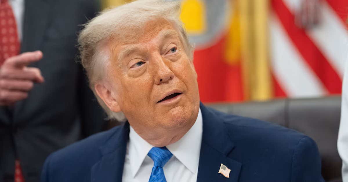 Trump reveló operativo secreto de la Marina de Estados Unidos para mover 100 millones de barriles de crudo a través de Ormuz