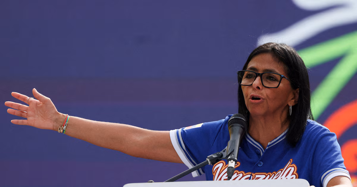 Venezuela y la tecnológica SLB firmaron un acuerdo preliminar de explotación de crudo y gas