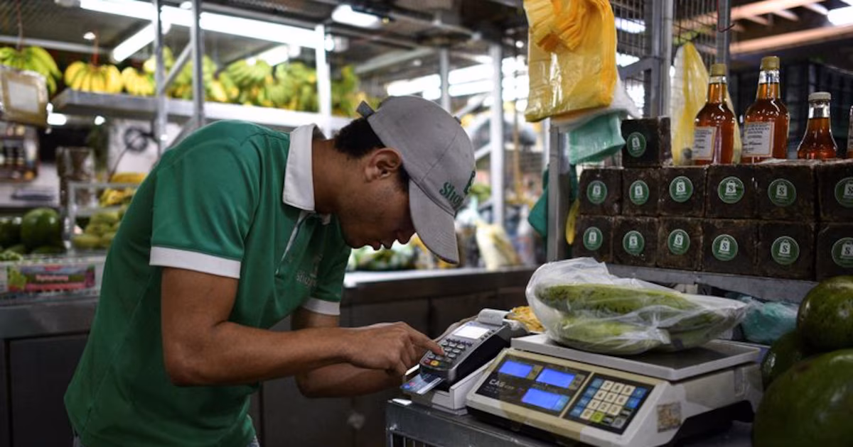 La canasta alimentaria en Venezuela superó los 772 dólares en mayo y sigue fuera del alcance salarial