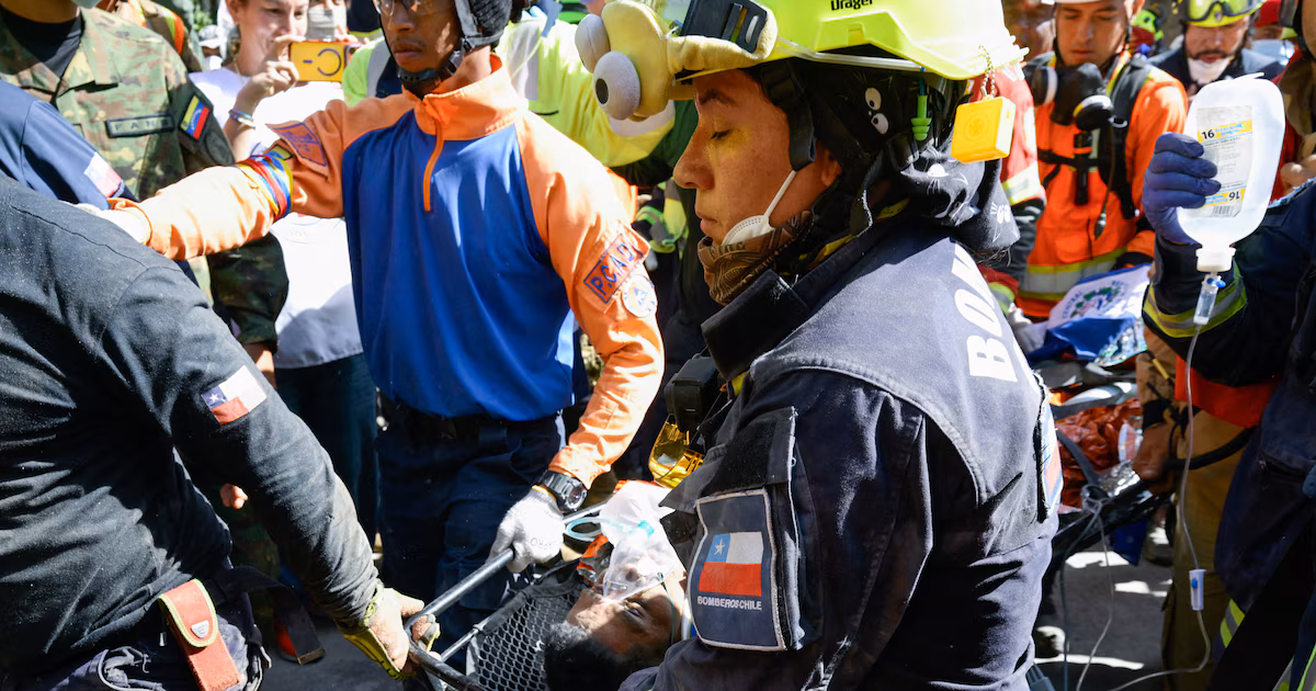 Cómo hizo Hernán Gil para sobrevivir luego de estar más de una semana bajo los escombros por los terremotos en Venezuela