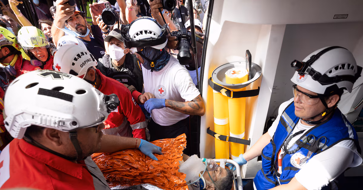 El parte médico de Hernán Gil, el sobreviviente del doble terremoto que fue rescatado tras ocho días en Venezuela